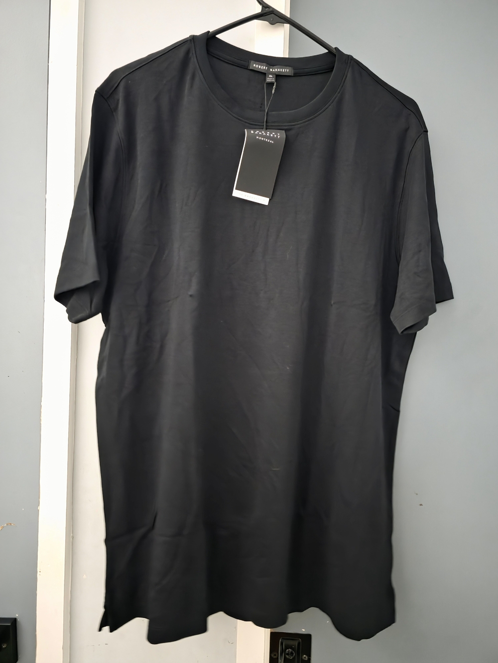 Robert Barakett  Men's Black Crew Neck T-Shirt